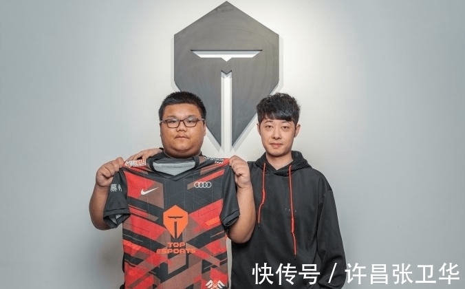 中的高峰与 中的高峰与