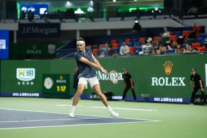 他在比赛中 他在比赛中