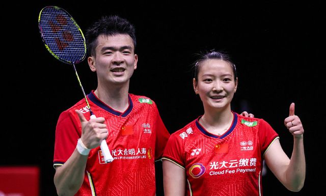 也折射出各 也折射出各